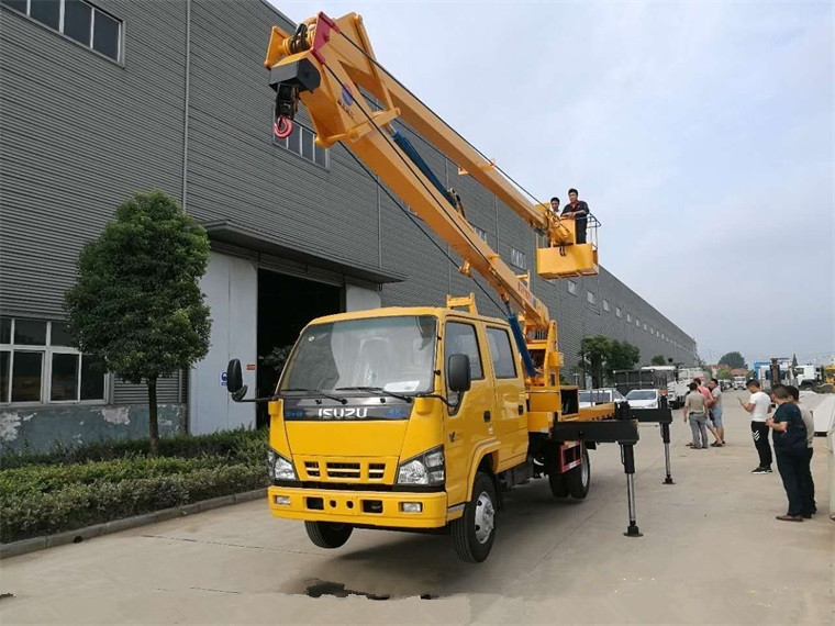 五十鈴雙排座曲臂18米高空作業車