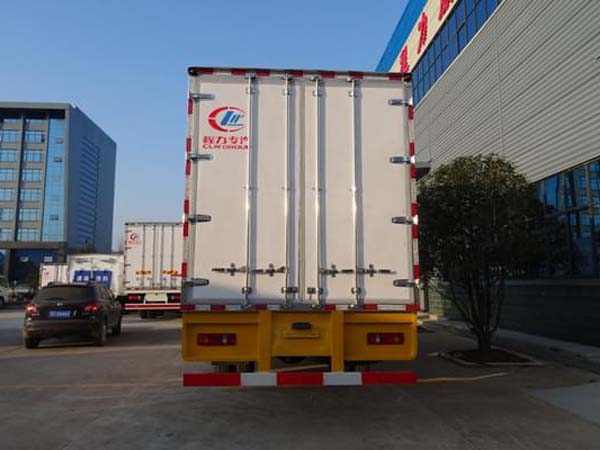 東風天錦冷藏車(廂長6.55米)