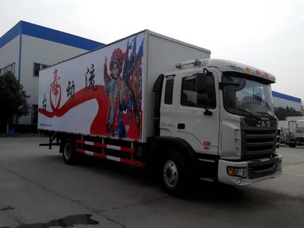 江淮格爾發流動舞臺車_廂長7.6米大型舞臺車