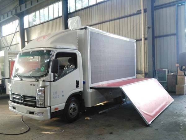 【國五】凱馬LED宣傳車(6.8平方)