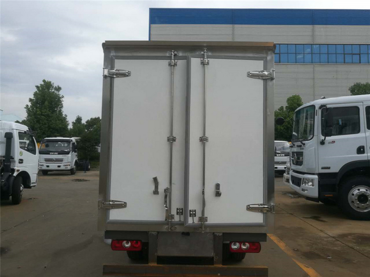 汽油躍進(jìn)冷藏車(廂長(zhǎng)3.26米國(guó)六)