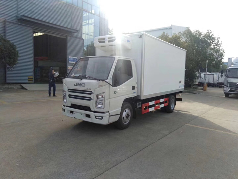 江鈴順達(dá)冷藏車(廂長(zhǎng)4.2米國(guó)六)