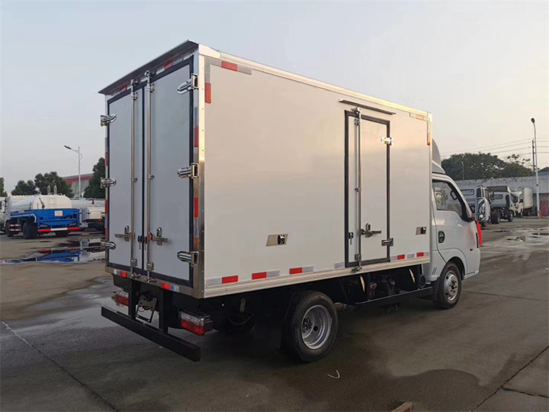 東風途逸冷藏車柴油(3.2m國六)