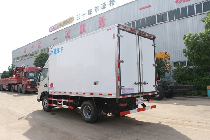 江淮駿鈴V6冷藏車(4.2m國六)