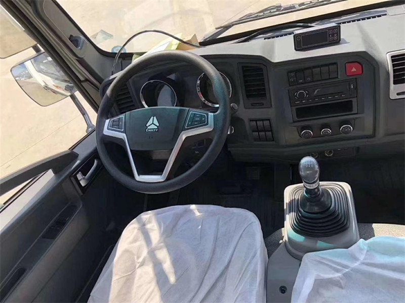 重汽豪沃冷藏車(國六)