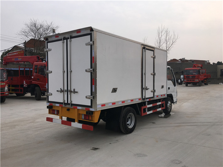 五十鈴100P冷藏車(4.2m國六)