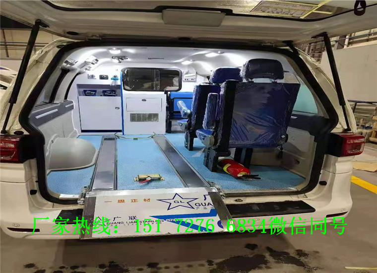 東風(fēng)風(fēng)行救護(hù)車